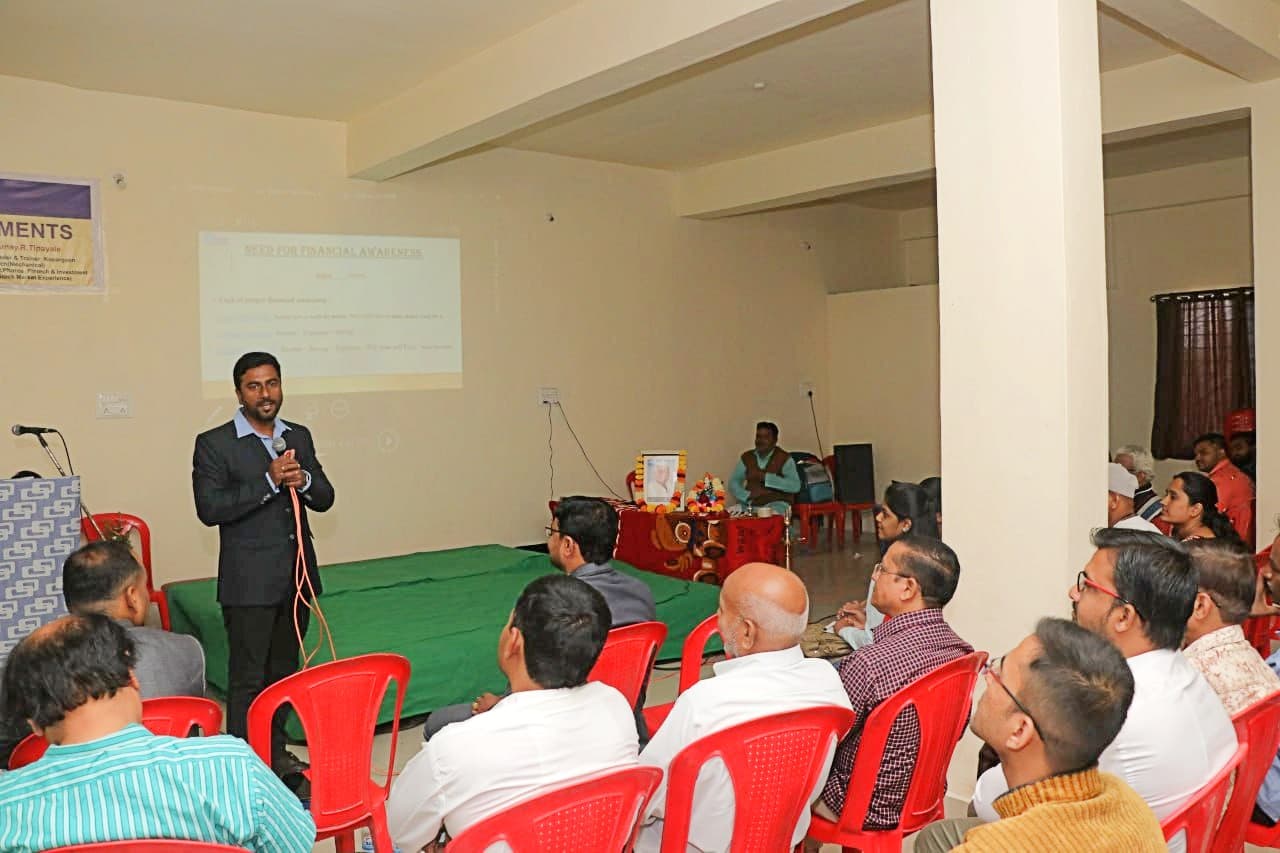 Addressing Pharos Fintech Students 